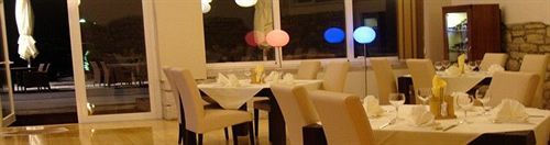 Marina Hotel - Restaurant 파자나 외부 사진